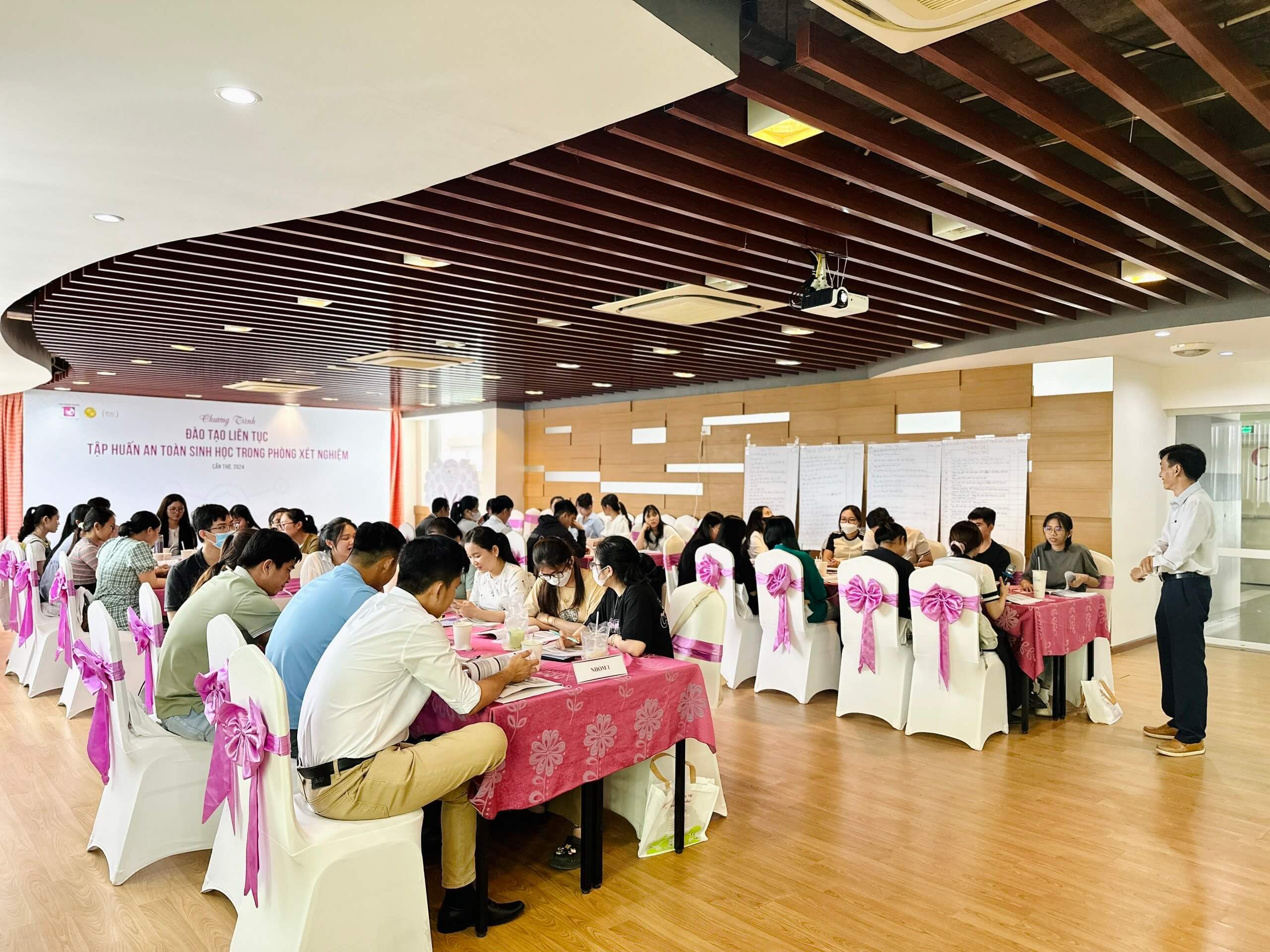 Chương trình đào tạo liên tục “Tập Huấn An Toàn Sinh Học Trong Phòng Xét Nghiệm”