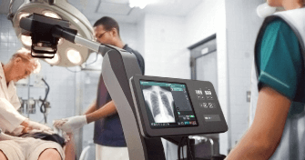 Fujifilm's DR-XD-1000 mobile X-ray machine helps make quick diagnoses of urgent and emergency cases.