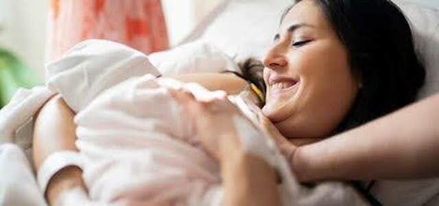 Xác định kiểu trẻ bú sữa mẹ trong tháng đầu để giúp con ti hiệu quả