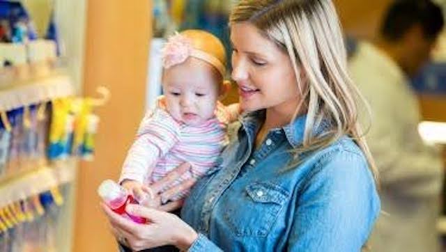 Lời khuyên để dùng thuốc ở phụ nữ cho con bú một cách an toàn