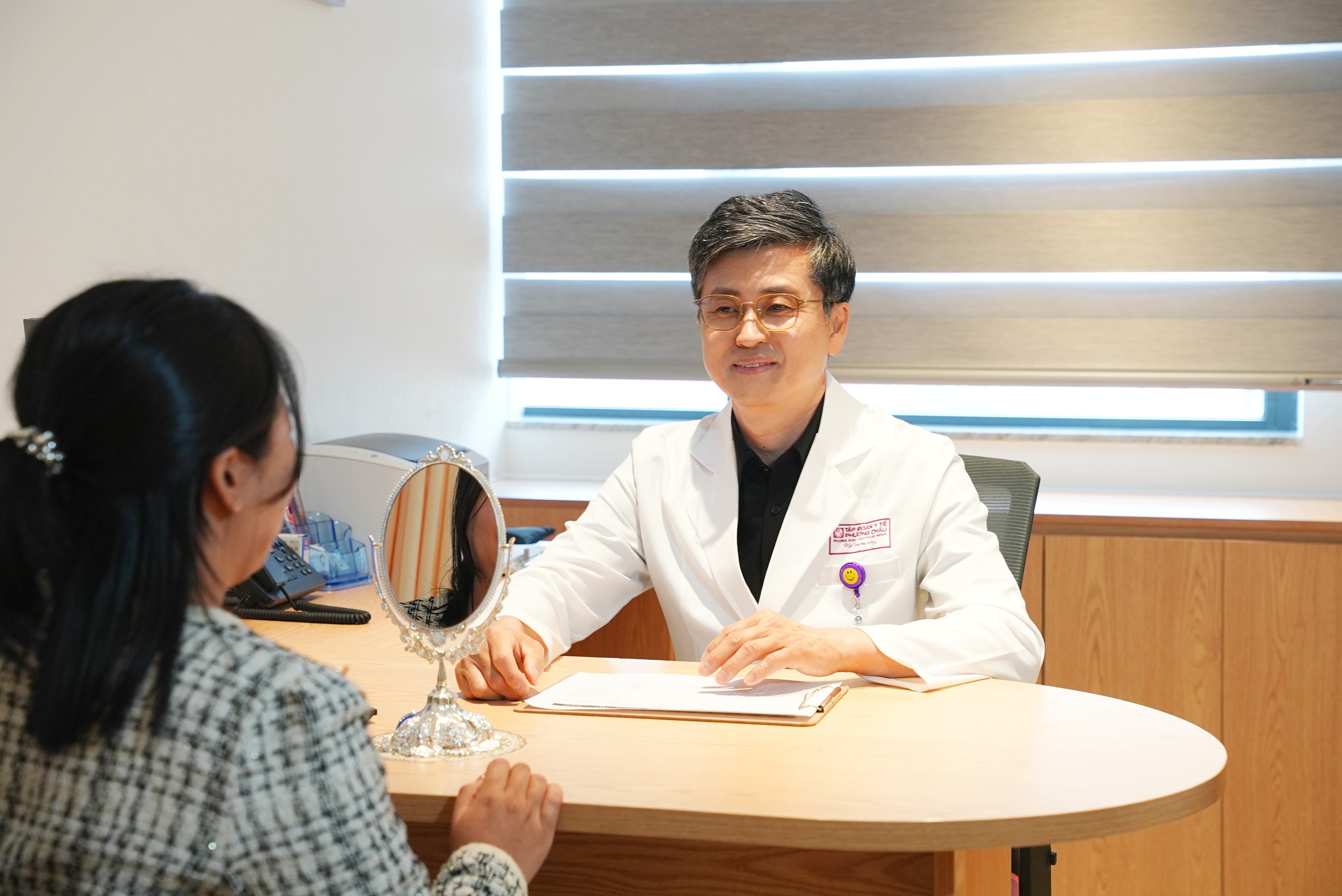 Đôi nét về Tiến Sĩ - Bác Sĩ Lee Doo Yang