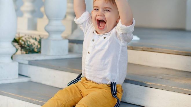 Cách dạy trẻ 18 tháng tuổi phát triển 6 kỹ năng quan trọng
