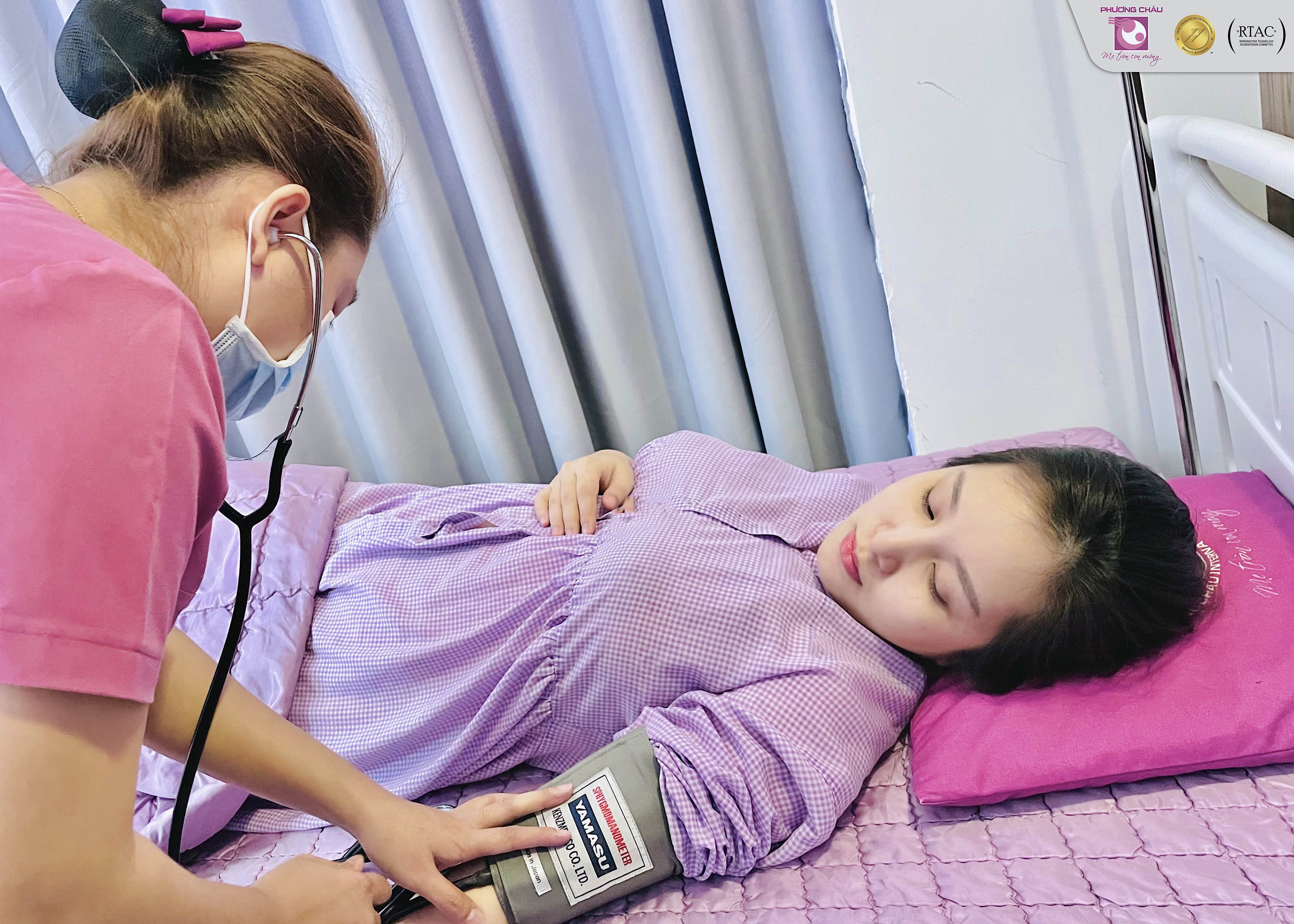 CÂU CHUYỆN “SINH NỞ KHÔNG ĐAU” TẠI PHƯƠNG CHÂU CỦA MẸ BẦU