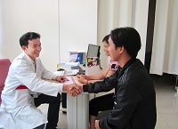 Một trường hợp mang thai sau phẫu thuật nội soi thông vòi trứng