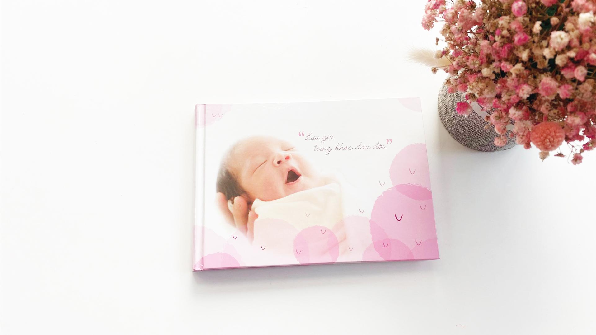 THIỆP GHI ÂM TIẾNG KHÓC ĐẦU ĐỜI CỦA CON