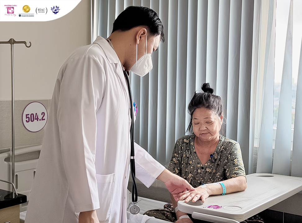 Cấp cứu thành công người bệnh nguy kịch do biến chứng đái tháo đường kèm nhiễm trùng huyết nặng