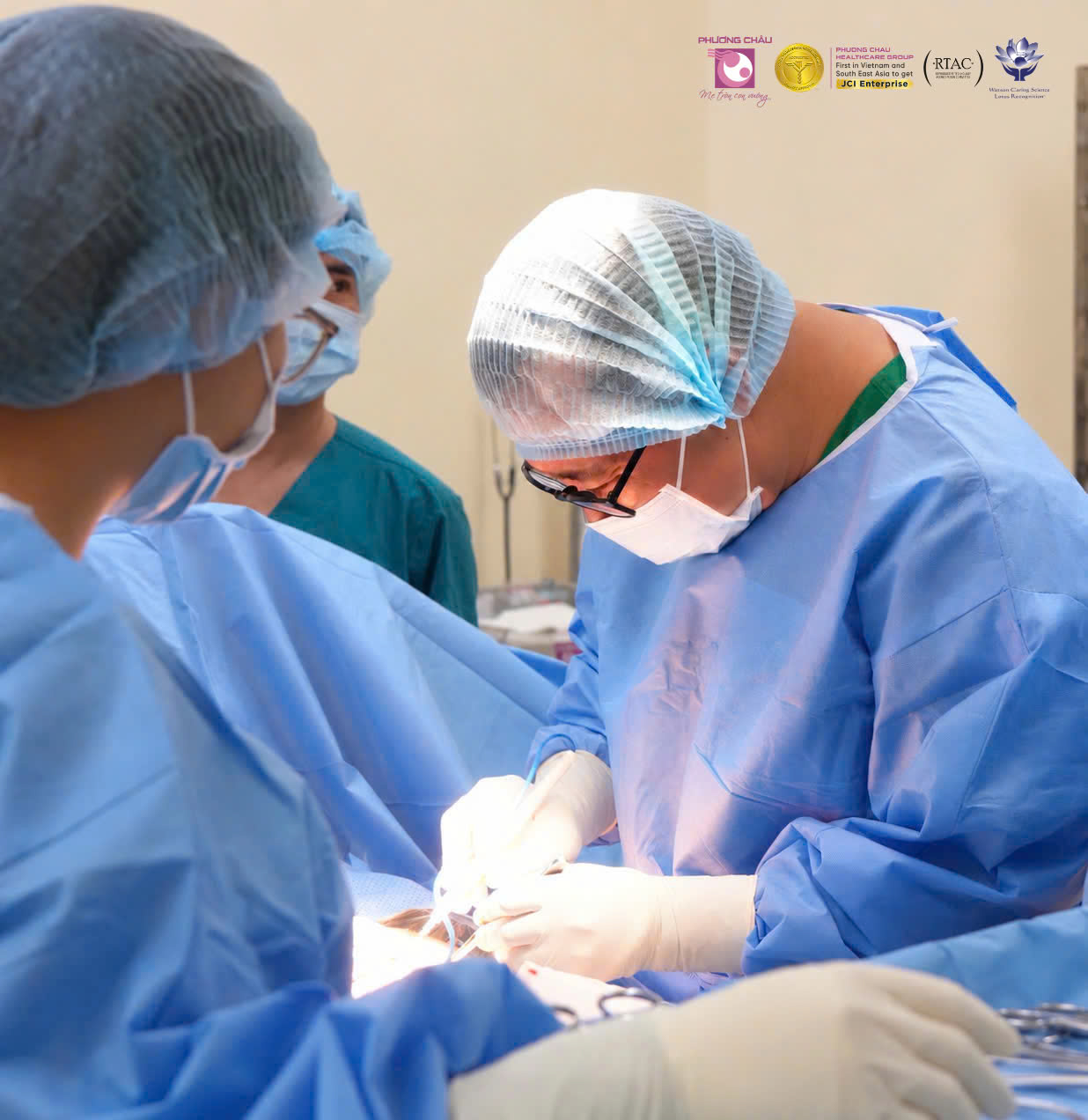Hành kinh bất thường, phát hiện nhân xơ tử cung dưới niêm to